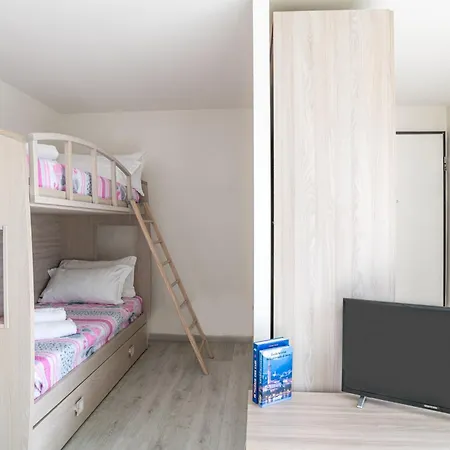Guesthost - Mandello Studio Apt With View & Parking شقة *